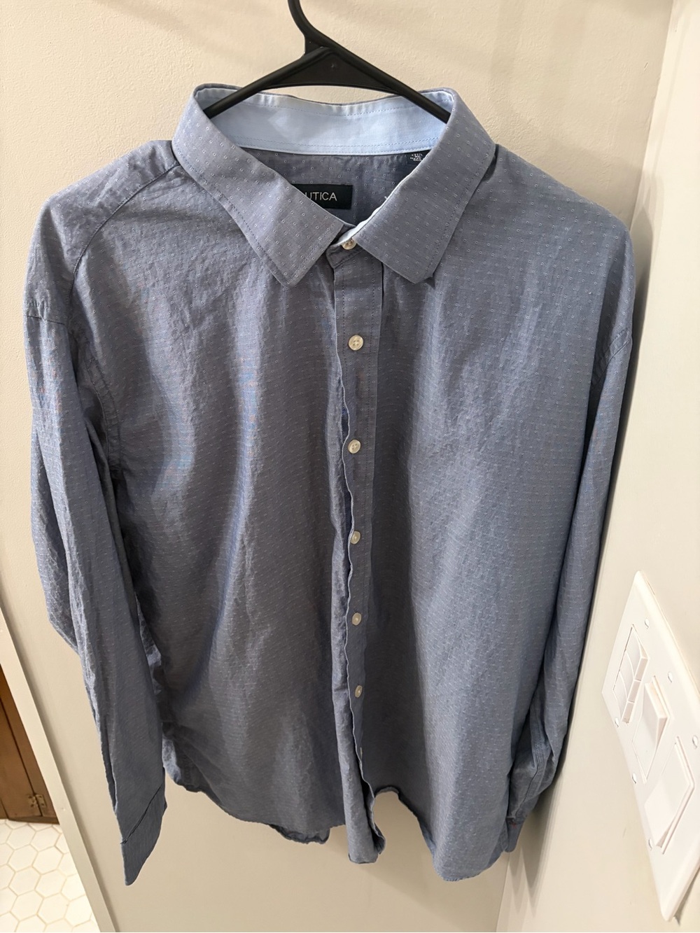 Nautica Men's Light Blue Textured Button-Down Shirt